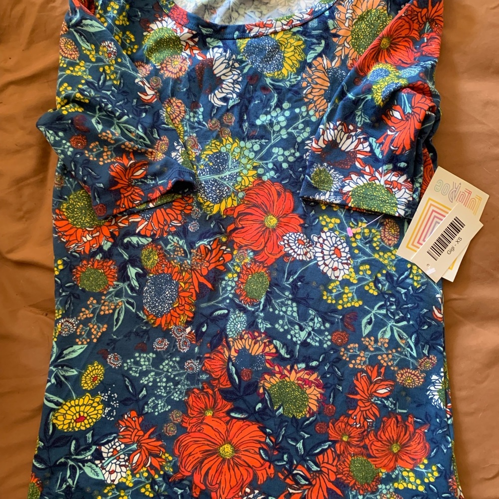 LuLaRoe Shirt